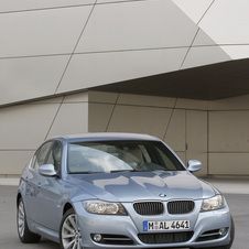 BMW 320d xDrive Navigation Auto (E90) LCI