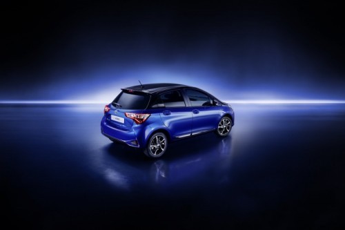 Toyota announced the introduction of a new and more efficient 1.5-litre petrol engine to the Yaris range