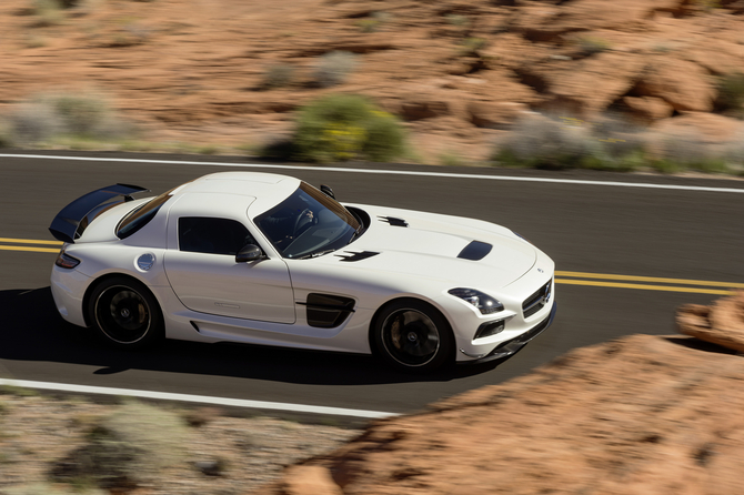 SLS AMG Black Series será colocado à venda no próximo ano