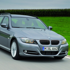 BMW 328i Sports Wagon (US)