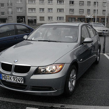 BMW 328i (US)