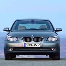 BMW 520i