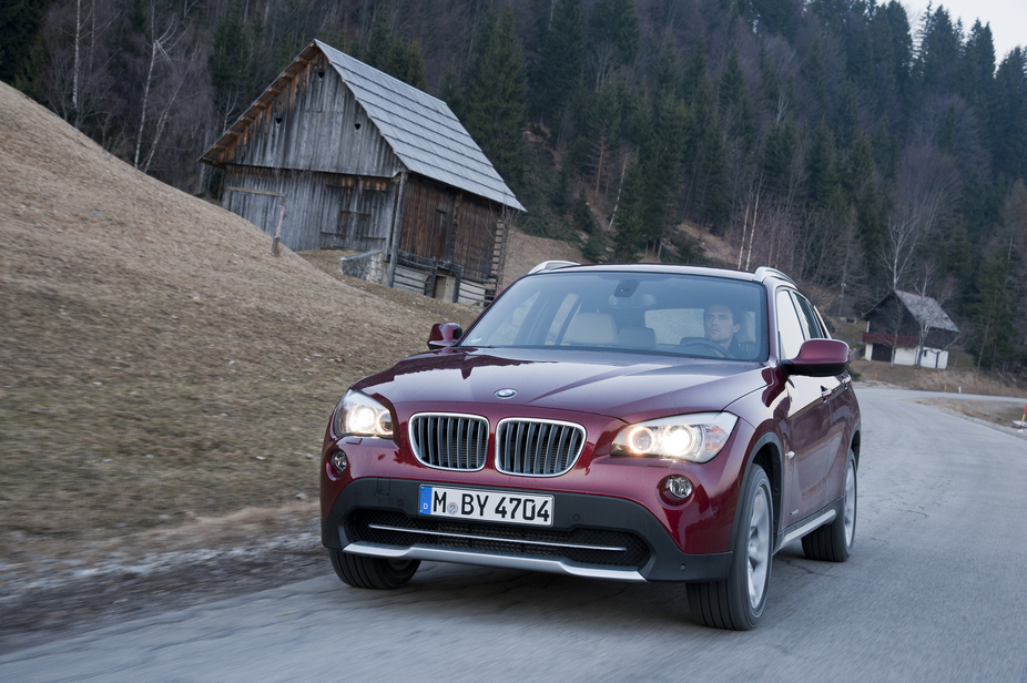 BMW X1 xDrive20i AT