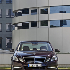 Mercedes-Benz E 350 BlueEfficiency 7G-Tronic