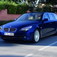 BMW 530d Touring Auto Executive (E61)