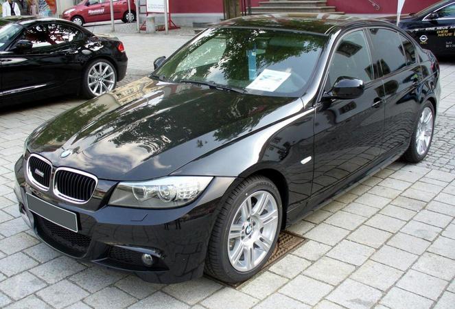 BMW 320d Sport (E90) LCI