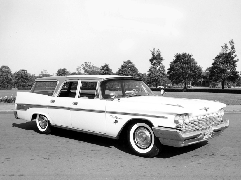 Chrysler New Yorker Town & Country