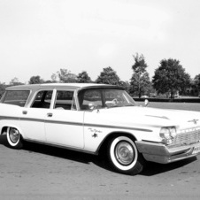 Chrysler New Yorker Town & Country