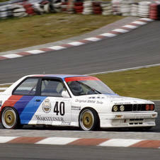 O M3 foi um carro de corrida que alcançou muito sucesso, especialmente no Grupo A da FIA O M3 foi um carro de corrida que alcançou muito sucesso, especialmente no Grupo A da FIA