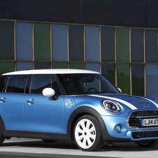 New five-door MINI hatchback larger and more spacious, but doesn't runaway from the brand's standards