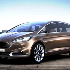 The S-Max features cutting edge Ford styling