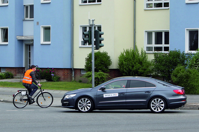 A Volkswagen está a trabalhar em câmaras e sensores mais avançados para tornar a condução mais segura