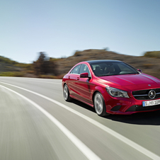 Mercedes lança CLA para conquistar jovens condutores