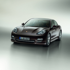 Porsche Panamera 4 PDK Platinum Edition