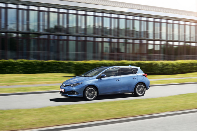 Toyota Auris 1.4 D-4D Comfort Toyota Auris 1.4 D-4D Comfort