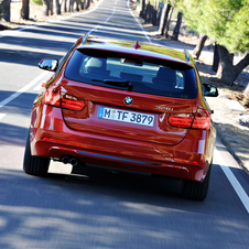 BMW 320i Touring xDrive