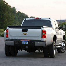 Chevrolet Silverado LTZ Standard Box SRW