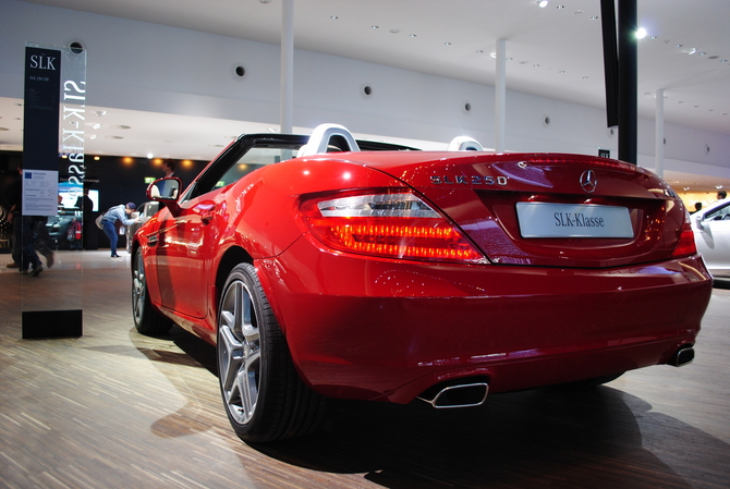 Mercedes-Benz SLK 350 BlueEFFICIENCY