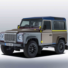 This special Defender was created in close collaboration with the design team of Land Rover's SVO department and Paul Smith