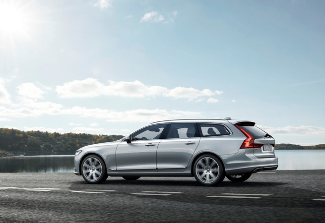 Volvo V90 T8 Twin Engine