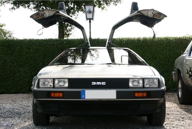 De Lorean DMC-12