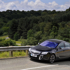 Vauxhall Insignia Saloon 2.8T V6 4x4 VXR Nav (Auto)