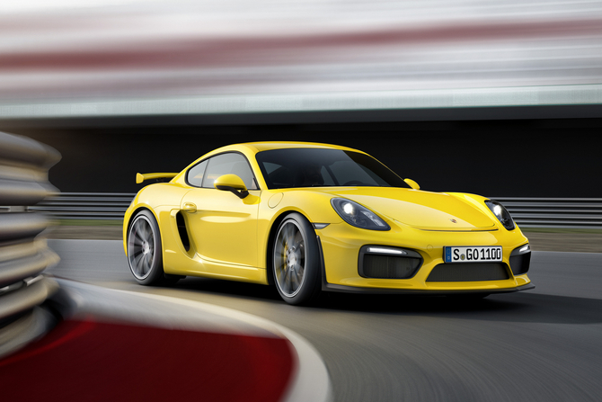 The Cayman GT4 gets a six-cylinder 3.8 boxer engine derived from the 911 Carrera S with 385hp and 460Nm of torque