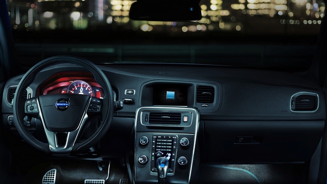 The interior gets a new steering wheel and Polestar upgrades The interior gets a new steering wheel and Polestar upgrades