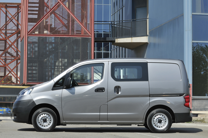 Nissan NV200