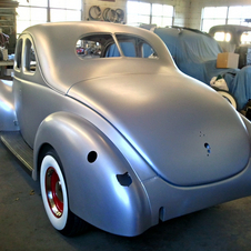 The 40 Ford is very popular among hot rodders. 