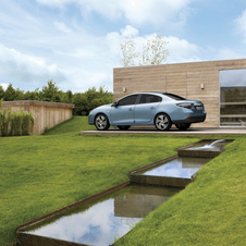Renault Invests in Battery Center in Lardy, France Renault Invests in Battery Center in Lardy, France