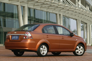 Chevrolet Aveo LT 4-Door