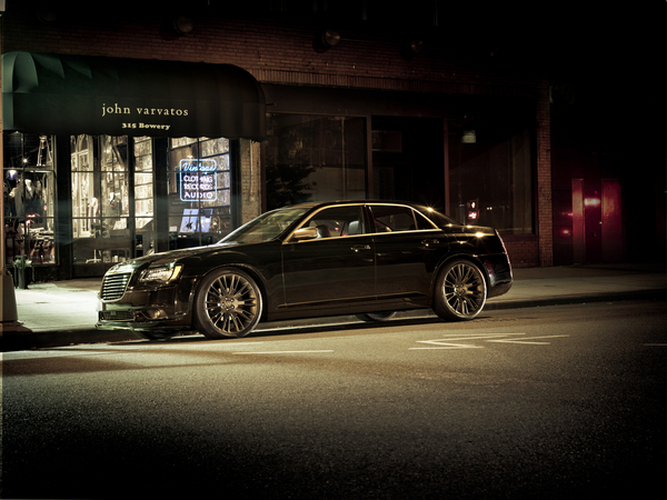 Chrysler 300C John Varvatos Edition