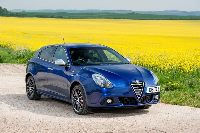 Alfa Romeo Giulietta 1.6 JTDM-2 Trofeo