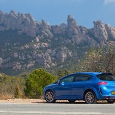 Seat Leon FR+ Supercopa Gets Interior and Exterior Upgrades