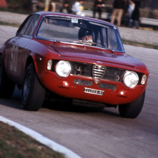 Alfa Romeo Giulia GTA