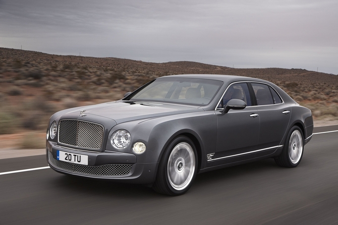 Bentley Revealing Mulsanne Mulliner Driving Specification at Geneva