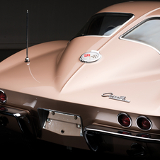 Chevrolet Corvette Sting Ray 'Fuel-Injected' Split-Window Coupe