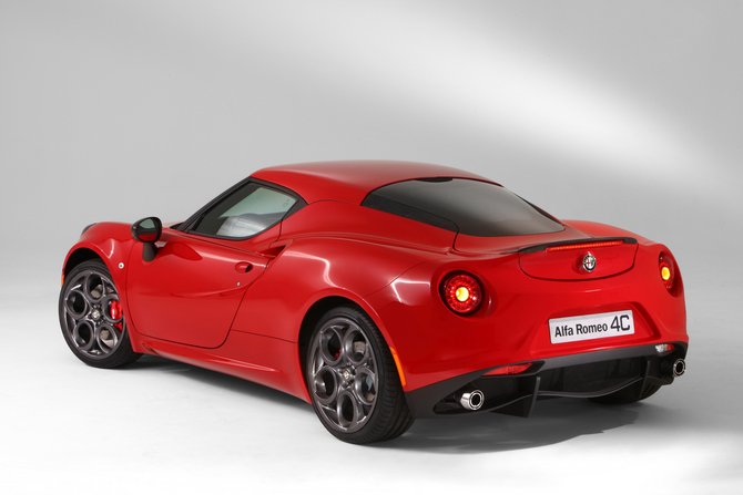 Alfa Romeo 4C: Bestes Leichtbau-Auto