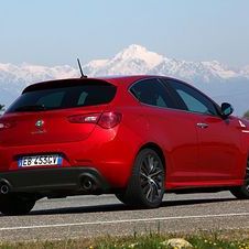 Alfa Romeo Giulietta 1750 TBi 235cv Quadrifoglio Verde