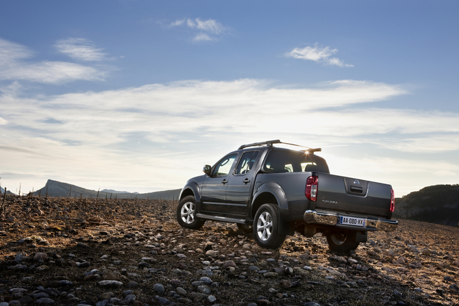 Nissan Navara 2.5 dCi 144 4x4 Double Cab FE Comfort