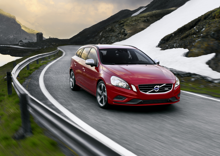 Volvo V60 2.0T R-Design Powershift