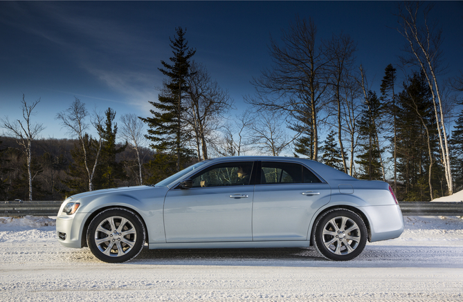 Chrysler 300 Glacier