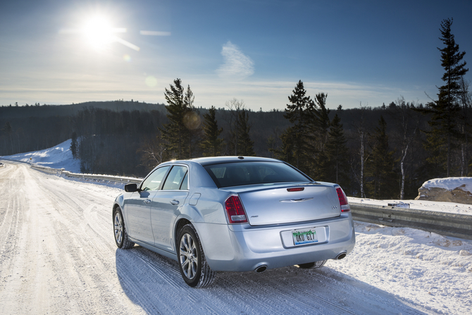 Chrysler 300 Glacier