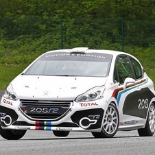 Peugeot 208 R2 : Re-Generation Sportive