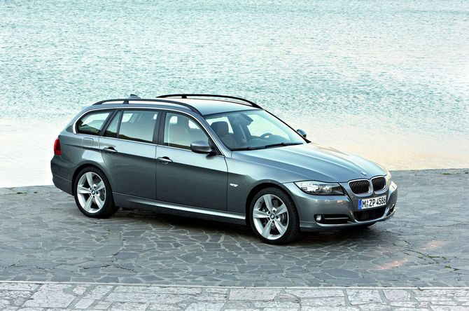 BMW 318i Touring Edition Sport