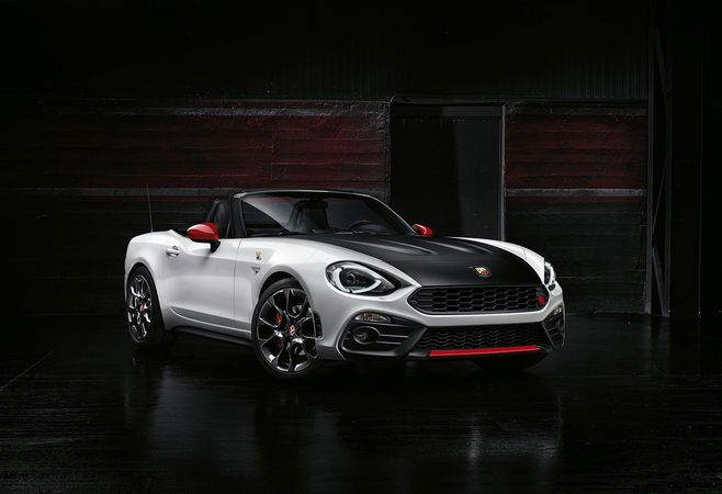 Abarth 124 Spider reaches the European market in September with 172hp