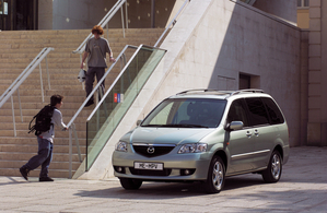 Mazda MPV Gen.2