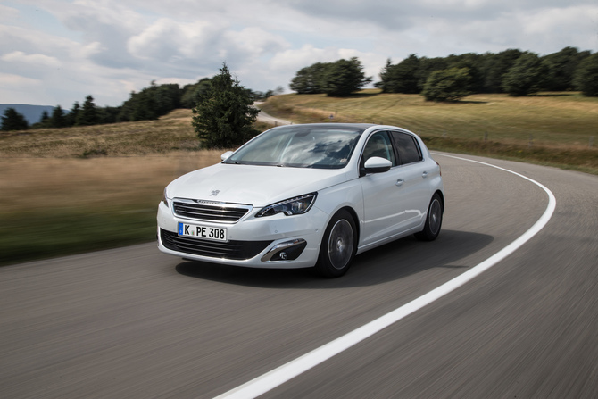 Peugeot 308 erhält fünf Sterne beim Euro-NCAP-Crashtest