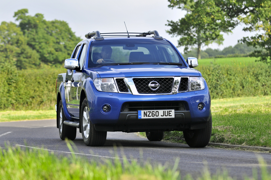 Nissan Navara 2.5 dCi Double Cab Tekna